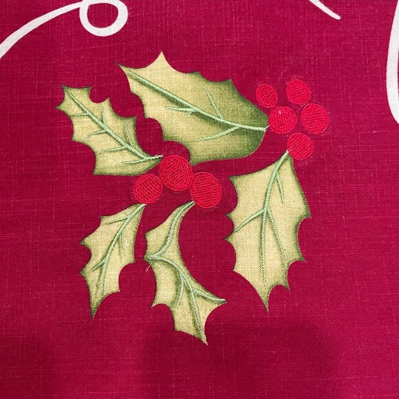 Tis The Season Table Runner Red Holly Embroidered Christmas Holiday Cottagecore - Picture 2 of 7